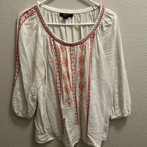 White Quarter Length Shirt with Red, Orange, and Gray Embroidery - Size Small